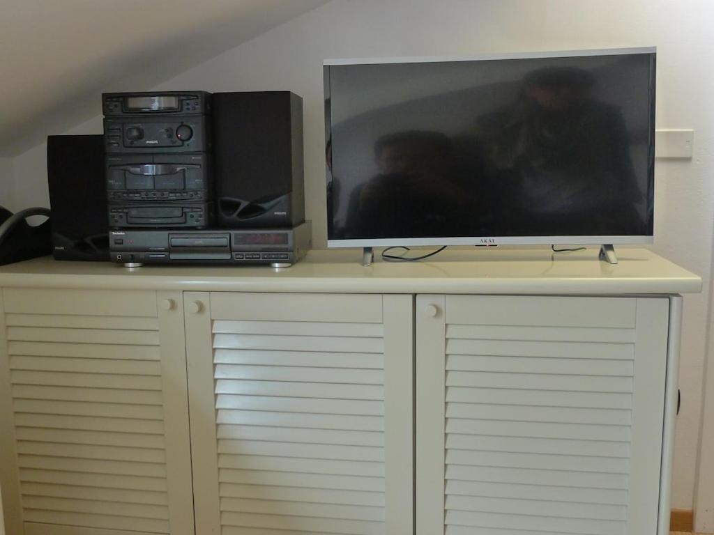 Casa Filippo Large 3 Room Apartment, Close To The Beach, Free Wifi Internet 加尔达湖滨 外观 照片
