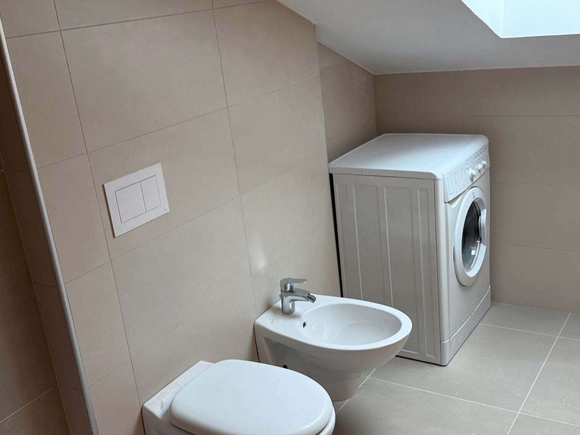 Casa Filippo Large 3 Room Apartment, Close To The Beach, Free Wifi Internet 加尔达湖滨 外观 照片